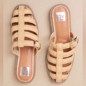 NWT DV Sandals